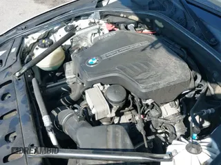 2016 BMW 5 Series 528i xDrive z VIN WBA5A7C51GG144805, wystawiony jako IAAI lot #42824334 z przebiegiem 68 297 mil mil oraz . Historia ofert i sprzedaży dostępna na DreamBid. Obrazek 19.