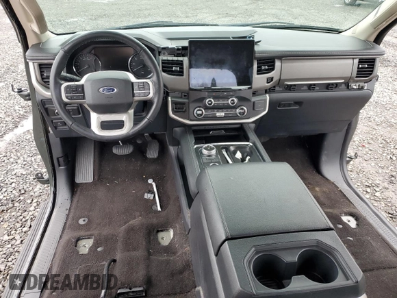 2022 Ford Expedition Max XLT с VIN 1FMJK1JT1NEA21152, выставлен на аукционе Copart как лот 49417775 с пробегом Не указан миль и Списание • Salvage title. История ставок и продаж доступна на DreamBid. Изображение 8.