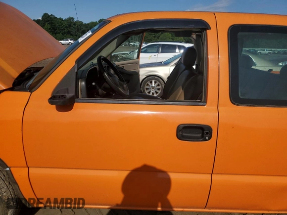 2005 Chevrolet Silverado 1500 Work Truck with VIN 1GCEC19X35Z304140, listed as a Copart auction lot 61419525 with Not provided miles and Clean title. Bid and sale history available at DreamBid. Image 7.