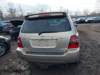 2004 Toyota Highlander with VIN JTEEP21AX40055853, listed as a IAAI auction lot 41640471 with 186,409 mi miles. Bid and sale history available at carsss.com. Image 16.