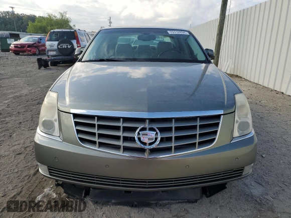 2011 Cadillac DTS Premium Collection z VIN 1G6KH5E66BU122663, wystawiony jako Copart lot #73112894 z przebiegiem 140 360 mil mil oraz Szkoda całkowita • Salvage title. Historia ofert i sprzedaży dostępna na DreamBid. Obrazek 5.