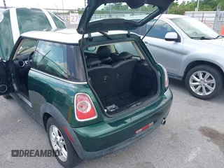 2012 MINI Hardtop with VIN WMWSU3C51CT260588, listed as a IAAI auction lot 42482647 with 117,045 mi miles and . Bid and sale history available at DreamBid. Image 6.
