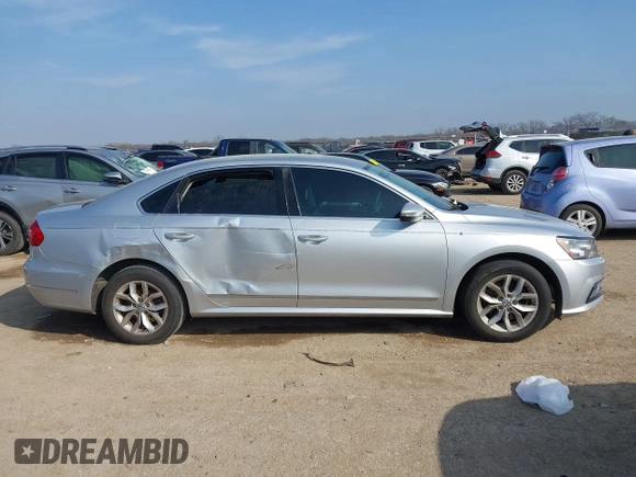 2016 Volkswagen Passat S with VIN 1VWAS7A30GC032422, listed as a IAAI auction lot 41533743 with 176,142 mi miles and . Bid and sale history available at DreamBid. Image 13.