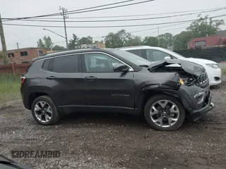 2020 Jeep Compass Limited z VIN 3C4NJDCB1LT131792, wystawiony jako IAAI lot #42443165 z przebiegiem 69 459 mil mil oraz . Historia ofert i sprzedaży dostępna na DreamBid. Obrazek 13.