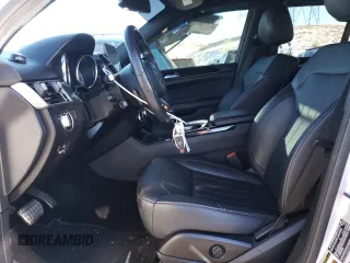 2019 Mercedes-Benz GLE 400 с VIN 4JGDA5GB5KB209997, выставлен на аукционе Copart как лот 88109675 с пробегом 48 735 миль миль и Списание • Salvage title. История ставок и продаж доступна на DreamBid. Изображение 7.