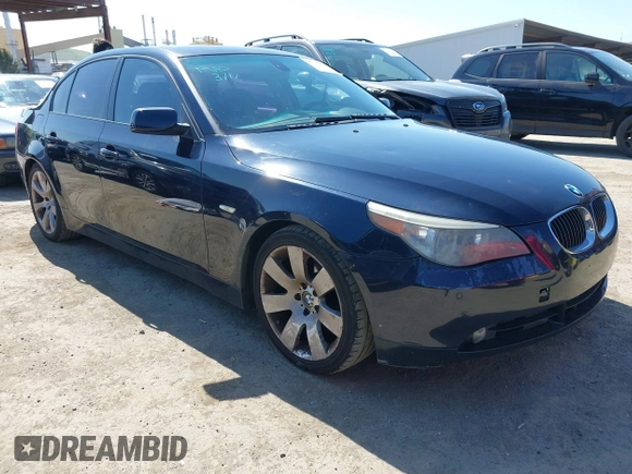 2007 BMW 5 Series 530i with VIN WBANE73587CM58138, listed as a IAAI auction lot 41776425 with 146,104 mi miles. Bid and sale history available at carsss.com. Image 1.