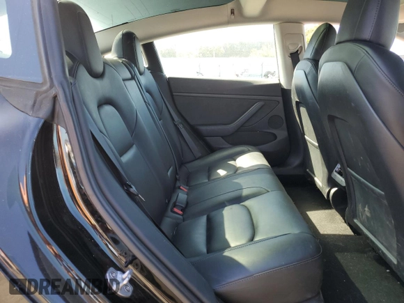 2023 Tesla Model 3 z VIN 5YJ3E1EA2PF449956, wystawiony jako Copart lot #64069715 z przebiegiem 40 098 mil mil oraz Szkoda całkowita • Salvage title. Historia ofert i sprzedaży dostępna na DreamBid. Obrazek 10.