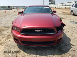 2014 Ford Mustang V6 z VIN 1ZVBP8AM9E5295336, wystawiony jako Copart lot #60023635 z przebiegiem 81 855 mil mil oraz Szkoda całkowita • Salvage title. Historia ofert i sprzedaży dostępna na DreamBid. Obrazek 5.