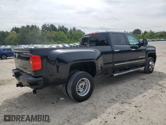 2019 GMC Sierra 3500HD Denali z VIN 1GT42WEY6KF240456, wystawiony jako Copart lot #58896115 z przebiegiem 67 144 mil mil oraz Czysty tytuł • Clean title. Historia ofert i sprzedaży dostępna na DreamBid. Obrazek 3.