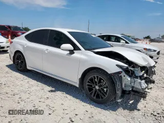 2025 Toyota Camry LE z VIN 4T1DAACK2SU556335, wystawiony jako Copart lot #57317485 z przebiegiem 3 410 mil mil oraz Szkoda całkowita • Salvage title. Historia ofert i sprzedaży dostępna na DreamBid. Obrazek 4.