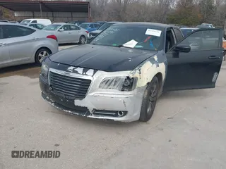 2014 Chrysler 300 with VIN 2C3CCAGG3EH384800, listed as a IAAI auction lot 41818031 with 147,335 mi miles. Bid and sale history available at carsss.com. Image 6.