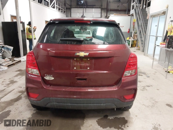 2017 Chevrolet Trax LS with VIN 3GNCJKSB9HL174725, listed as a IAAI auction lot 41589963 with 85,304 mi miles. Bid and sale history available at carsss.com. Image 17.