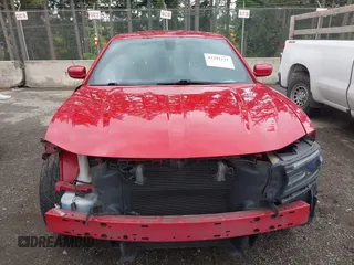 2015 Dodge Charger SE z VIN 2C3CDXBGXFH870710, wystawiony jako IAAI lot #42291111 z przebiegiem 119 677 mil mil oraz . Historia ofert i sprzedaży dostępna na DreamBid. Obrazek 6.