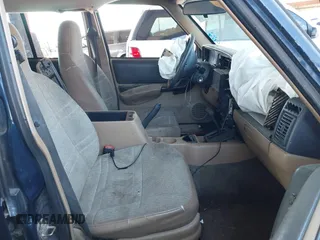 2001 Jeep Cherokee Sport с VIN 1J4FT48S01L581315, выставлен на аукционе IAAI как лот 40392021 с пробегом Не указан миль и . История ставок и продаж доступна на DreamBid. Изображение 5.