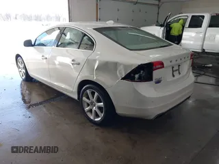 2016 Volvo S60 T5 Drive-E Premier with VIN YV126MFKXG2410966, listed as a IAAI auction lot 41308772 with 262,816 mi miles. Bid and sale history available at carsss.com. Image 3.