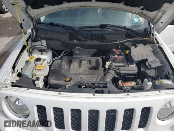 2016 Jeep Patriot High Altitude with VIN 1C4NJRFB0GD552651, listed as a Copart auction lot 55886435 with 105,735 mi miles and Clean Title. Bid and sale history available at DreamBid. Image 12.