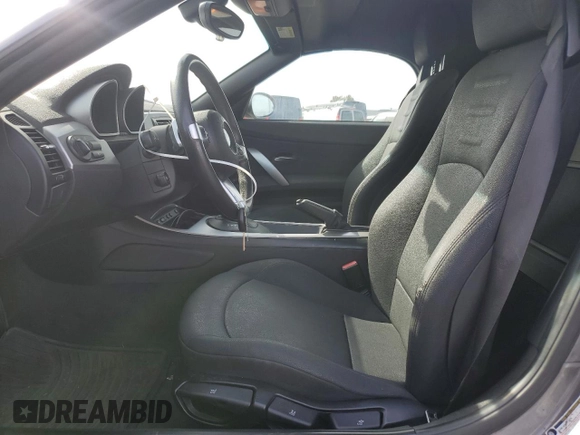 2008 BMW Z4 3.0i z VIN 4USBU335X8LW74795, wystawiony jako Copart lot #78286874 z przebiegiem 64 869 mil mil oraz Szkoda całkowita • Salvage title. Historia ofert i sprzedaży dostępna na DreamBid. Obrazek 7.
