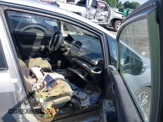 2012 Honda Fit Sport с VIN JHMGE8H53CC004656, выставлен на аукционе IAAI как лот 42484472 с пробегом Не указан миль и . История ставок и продаж доступна на DreamBid. Изображение 5.