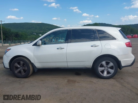 2013 Acura MDX with VIN 2HNYD2H24DH524918, listed as a IAAI auction lot 42602735 with Not provided miles and . Bid and sale history available at DreamBid. Image 14.