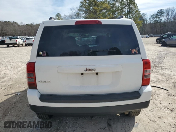 2011 Jeep Patriot Latitude with VIN 1J4NF1GB9BD207381, listed as a Copart auction lot 47028315 with 106,142 mi miles and Clean Title. Bid and sale history available at DreamBid. Image 6.