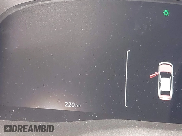 2025 Toyota Camry LE z VIN 4T1DBADK4SU520156, wystawiony jako IAAI lot #41865277 z przebiegiem 220 mil mil oraz . Historia ofert i sprzedaży dostępna na DreamBid. Obrazek 7.