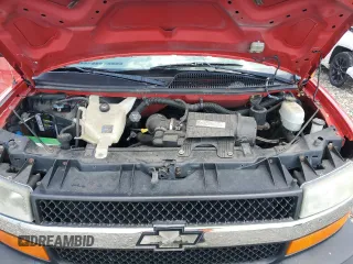 2008 Chevrolet Express Passenger z VIN 1GAHG39K181223926, wystawiony jako Copart lot #61800025 z przebiegiem 121 574 mil mil oraz Czysty tytuł • Clean title. Historia ofert i sprzedaży dostępna na DreamBid. Obrazek 12.