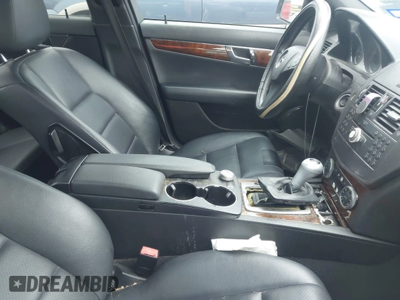 2009 Mercedes-Benz C 300 Sport с VIN WDDGF54X89R041489, выставлен на аукционе IAAI как лот 42363616 с пробегом 212 188 миль миль и . История ставок и продаж доступна на DreamBid. Изображение 5.
