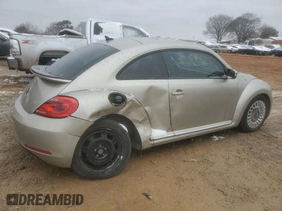 2016 Volkswagen Beetle SE with VIN 3VWJ17AT8GM604323, listed as a Copart auction lot 45710775 with 62,186 mi miles and Salvage title. Bid and sale history available at DreamBid. Image 3.
