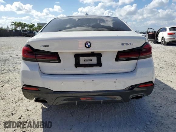 2022 BMW 5 Series 530i xDrive with VIN WBA13BJ0XNCK80986, listed as a Copart auction lot 44539685 with 32,063 mi miles and Salvage Title. Bid and sale history available at carsss.com. Image 6.