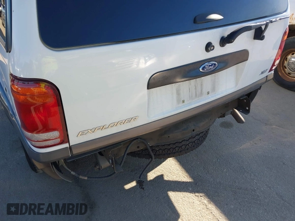 2001 Ford Explorer XLT with VIN 1FMZU63P51UB23659, listed as a IAAI auction lot 41829531 with 139,138 mi miles and . Bid and sale history available at DreamBid. Image 6.
