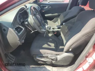 2015 Chrysler 200 Limited с VIN 1C3CCCAB9FN538427, выставлен на аукционе Copart как лот 60669975 с пробегом 161 977 миль миль и Списание • Salvage title. История ставок и продаж доступна на DreamBid. Изображение 7.