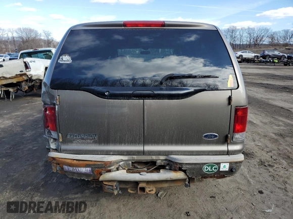 2005 Ford Excursion Limited with VIN 1FMNU43S25EB45643, listed as a Copart auction lot 44192835 with 153,622 mi miles and Salvage title. Bid and sale history available at DreamBid. Image 6.