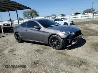 2013 Hyundai Genesis Coupe 2.0T z VIN KMHHT6KD8DU096239, wystawiony jako Copart lot #49324175 z przebiegiem 55 806 mil mil oraz Szkoda całkowita • Salvage title. Historia ofert i sprzedaży dostępna na DreamBid. Obrazek 10.