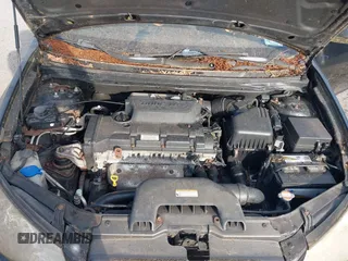 2008 Hyundai Elantra GLS z VIN KMHDU46D28U297649, wystawiony jako IAAI lot #42529442 z przebiegiem 156 498 mil mil oraz . Historia ofert i sprzedaży dostępna na DreamBid. Obrazek 10.
