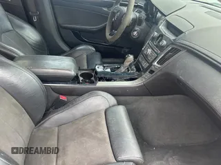2012 Cadillac CTS-V z VIN 1G6DV5EP6C0147260, wystawiony jako Copart lot #54858355 z przebiegiem 127 197 mil mil oraz Szkoda całkowita • Salvage title. Historia ofert i sprzedaży dostępna na DreamBid. Obrazek 5.