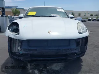 2016 Porsche Macan S with VIN WP1AB2A52GLB45696, listed as a IAAI auction lot 42587302 with 112,930 mi miles and . Bid and sale history available at DreamBid. Image 13.