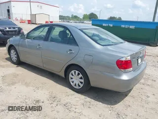 2005 Toyota Camry LE with VIN 4T1BE30K65U617024, listed as a IAAI auction lot 42159097 with 81,766 mi miles and . Bid and sale history available at DreamBid. Image 3.