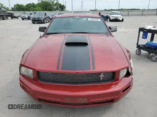 2008 Ford Mustang Deluxe with VIN 1ZVHT80N885164208, listed as a Copart auction lot 53855845 with 194,689 mi miles and Salvage Title. Bid and sale history available at carsss.com. Image 5.