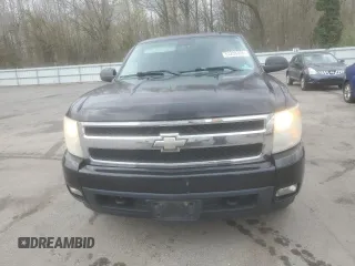 2008 Chevrolet Silverado 1500 LTZ with VIN 2GCEK19J981240990, listed as a Copart auction lot 53208325 with 194,451 mi miles and Salvage Title. Bid and sale history available at DreamBid. Image 5.