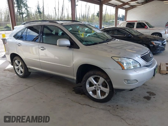 2008 Lexus RX with VIN 2T2HK31U18C063752, listed as a IAAI auction lot 41986621 with 197,541 mi miles. Bid and sale history available at carsss.com. Image 1.