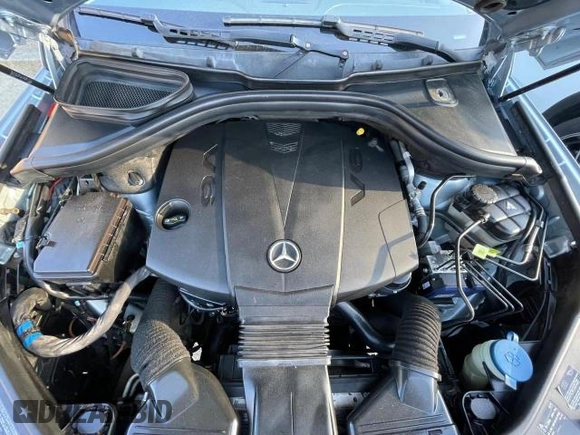 2015 Mercedes-Benz GL-Class GL 350 BlueTEC with VIN 4JGDF2EE6FA496002, listed as a Copart auction lot 52011744 with 136,993 mi miles. Bid and sale history available at carsss.com. Image 7.