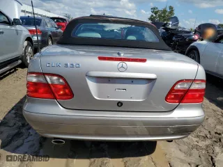 2003 Mercedes-Benz CLK-Class 3.2L with VIN WDBLK65G63T142435, listed as a Copart auction lot 73847554 with 0 mi miles and Salvage Title. Bid and sale history available at carsss.com. Image 6.