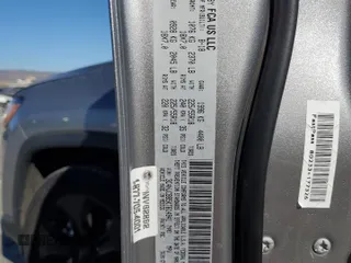 2019 Jeep Compass Latitude with VIN 3C4NJCBB5KT614941, listed as a Copart auction lot 86916084 with 80,884 mi miles and Salvage title. Bid and sale history available at DreamBid. Image 13.