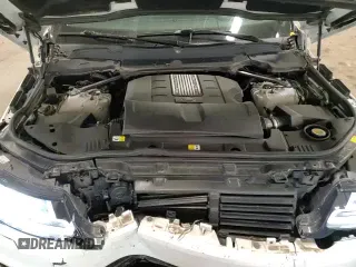 2019 Land Rover Range Rover Sport HSE with VIN SALWR2RV7KA843693, listed as a Copart auction lot 60076065 with 40,273 mi miles and Salvage title. Bid and sale history available at DreamBid. Image 17.