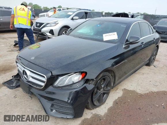 2019 Mercedes-Benz E 300 с VIN WDDZF4JB9KA547672, выставлен на аукционе IAAI как лот 41936530 с пробегом 67 332 миль миль и . История ставок и продаж доступна на DreamBid. Изображение 2.