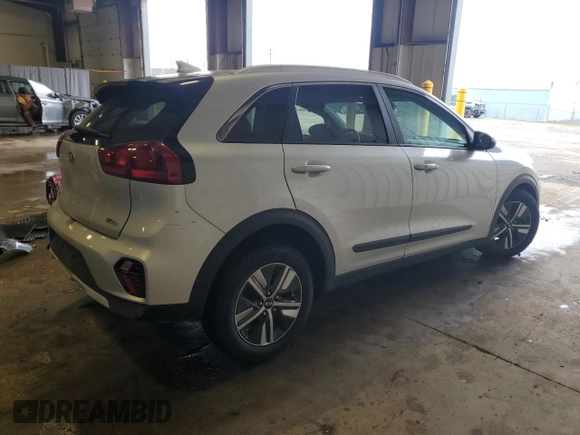 2020 Kia Niro LXS with VIN KNDCB3LC5L5436235, listed as a Copart auction lot 51792905 with 47,965 mi miles and Salvage Title. Bid and sale history available at carsss.com. Image 3.