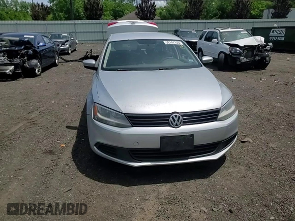 2011 Volkswagen Jetta SE с VIN 3VWDZ7AJ0BM327549, выставлен на аукционе Copart как лот 58147125 с пробегом 295 508 миль миль и Списание • Salvage title. История ставок и продаж доступна на DreamBid. Изображение 13.
