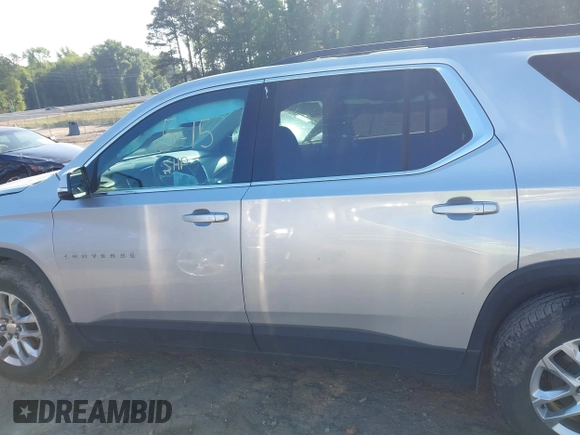 2020 Chevrolet Traverse LT Cloth z VIN 1GNERGKW3LJ319386, wystawiony jako IAAI lot #42308032 z przebiegiem 77 108 mil mil oraz . Historia ofert i sprzedaży dostępna na DreamBid. Obrazek 14.