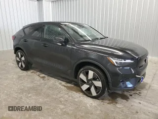 2023 Volvo C40 Recharge Pure Electric Ultimate with VIN YV4ED3GM9P2063386, listed as a Copart auction lot 72123244 with 17,270 mi miles and Salvage Title. Bid and sale history available at carsss.com. Image 4.