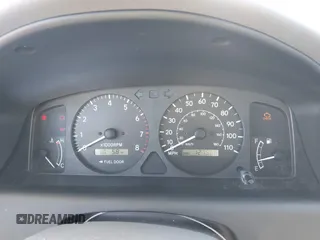 2000 Chevrolet Prizm z VIN 1Y1SK548XYZ426149, wystawiony jako IAAI lot #41495791 z przebiegiem 127 968 mil mil oraz . Historia ofert i sprzedaży dostępna na DreamBid. Obrazek 7.
